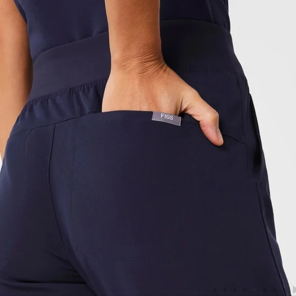 Figs Isabel high waisted Wide Leg scrub pants Navy Petite - Picture 4 of 10